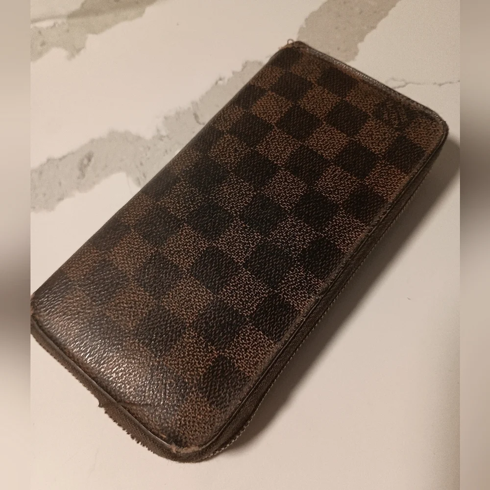Authentic Louis Vuitton Damier Ebene Canvas Long Zippy Wallet / Organizer - Picture 4 of 14